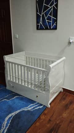 baby cot