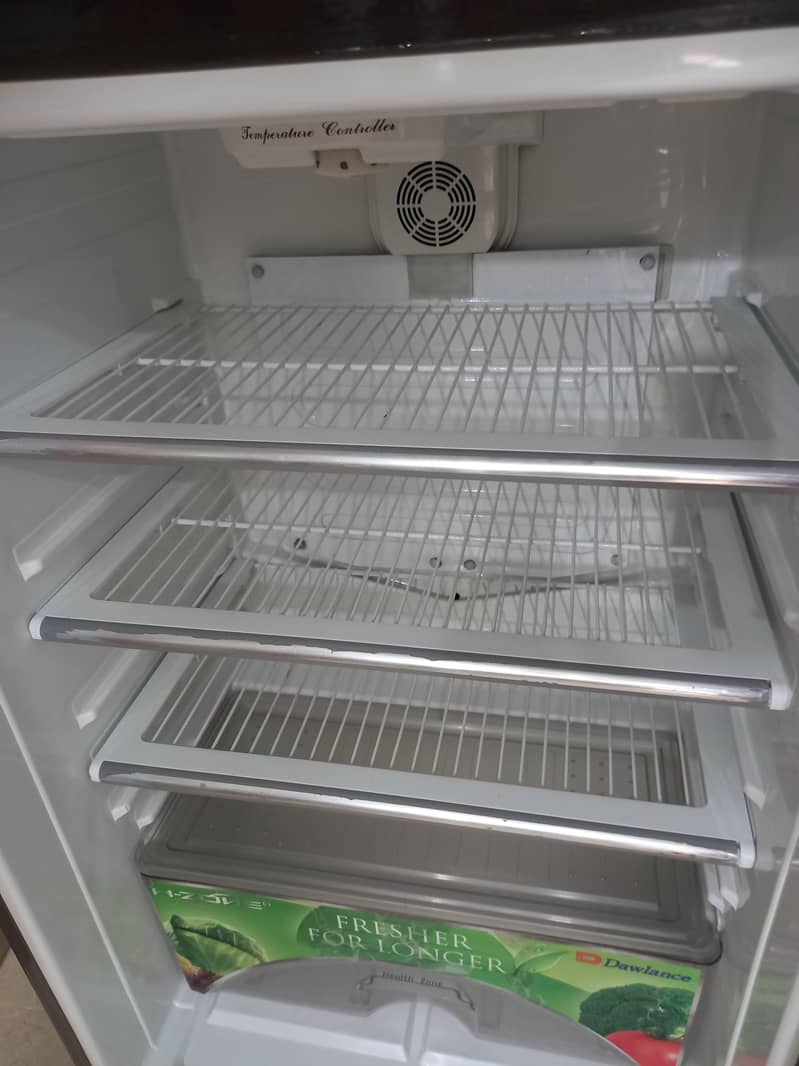 Dawlance Refrigrator  H-zone 10
