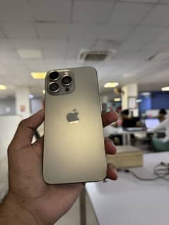 I phone 15 pro max sim locked