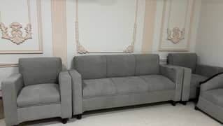 Selling sofa set