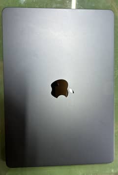 Macbook Air M2 2022