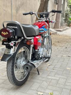 Honda 125 (2024)