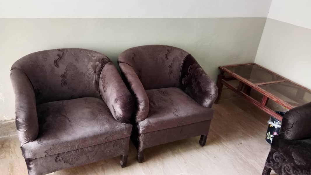 5 sofa set with table 0