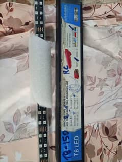 5 ft T8 LED light