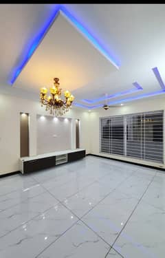 14 Marlas Tile Flooring BASEMENT Front Open Park Facing All Facilities G-13/2