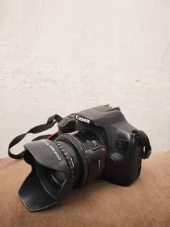 Canon 1300d with canon 50mm 1.8