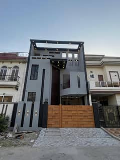 On Excellent Location 5 Marla House For Sale In Citi Housing Society