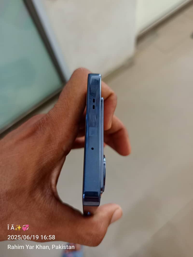 infinx note 40 lush set 10/10 condition 4