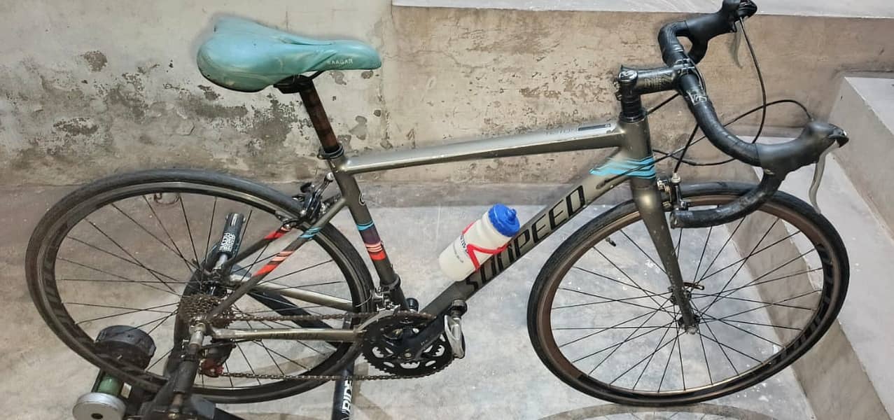 Professional raceing cycle in good condition 9/10 4