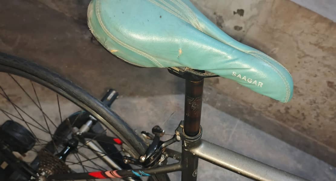 Professional raceing cycle in good condition 9/10 6