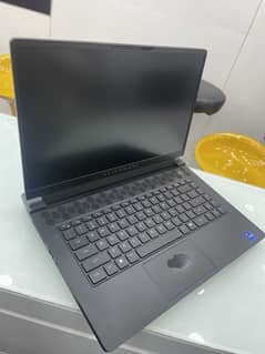 Alianware m15 r7