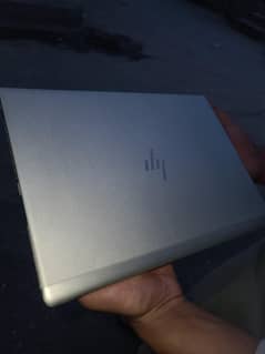 HP elite book 830 g5