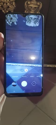 Samsung A20s