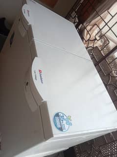 dawlance deep freezer