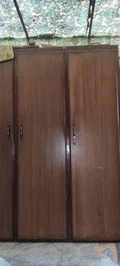 Almaari 7 foot
