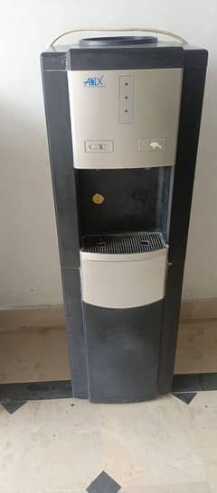 anex water dispenser in good condition
