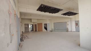 3200 sqft commercial building First floar hall and roof for rent in johar town phase 2