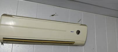 AC SPLIT ORIENT