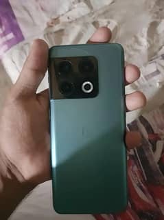 One Plus 10 Pro