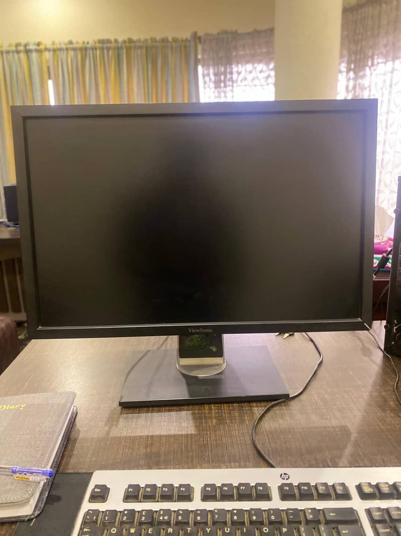 Core i5 6th gen 16GB Ram with LCD Full Custom Built PC 1