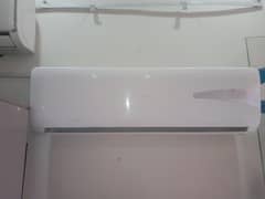 Haire 1.5 ton new model.  fully working condition.