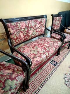 5 seater bedroom/ Lounge wooden sofa chairs set