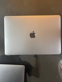 Apple MacBook Air M1 (2020) – 8GB / 256GB – Excellent Performance