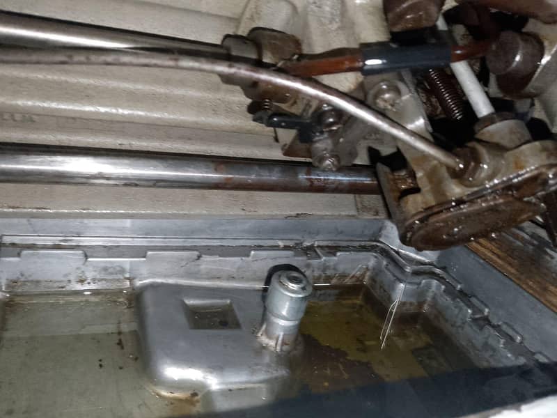 Juki swing machine with servo motor 7