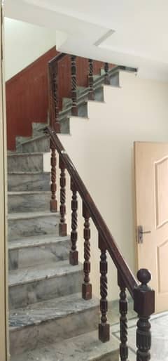 Wapda town g block 5 Marla duble story house available for rent