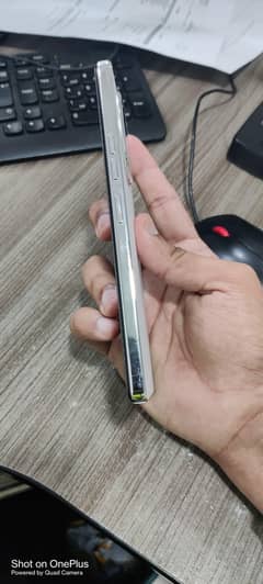 tecno camon 30  12 /256