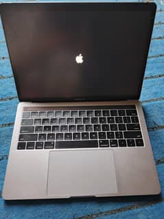 MacBook pro 10/10 condition best for personal