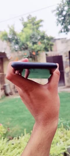 realme c21y    4gb ram 64gb rom