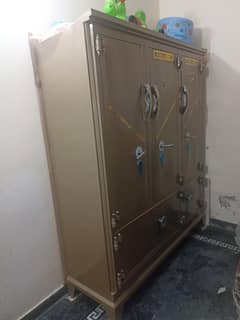 wardrobes for urgent sale