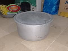 pure steel pateela 20kg tak biryani ban sakti hai new h