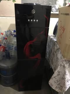 pel dispenser new condition