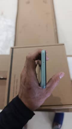 Selling my pixel 5 5g   8+128gb.