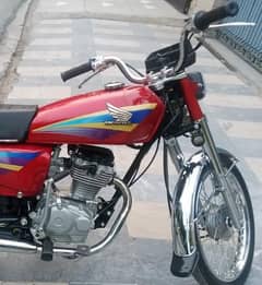 Honda CG 125 Model 2005 for sale only  content  on whatsapp03254984345