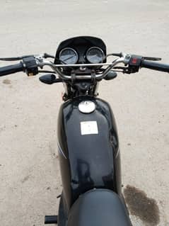 Suzuki GS 150