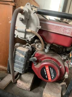 3 kv Elemax generator fuel and gas both