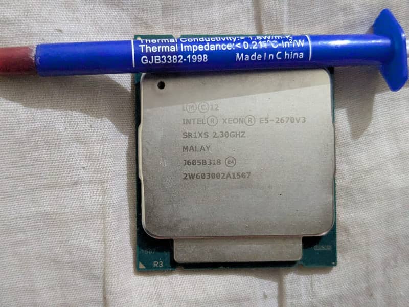Xeon E5-2670 v3 – 12 Core / 24 Thread Powerhouse! Xeon E5-2670 v3 – 0
