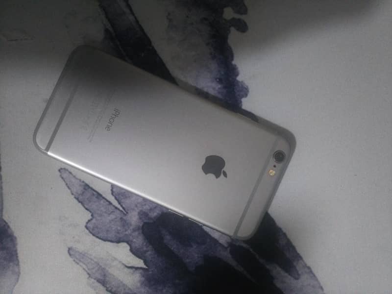 IPHONE 6 32GB NON PTA BATTERY DISPLAY ISSUE CAN BE USED FOR PARTS 6