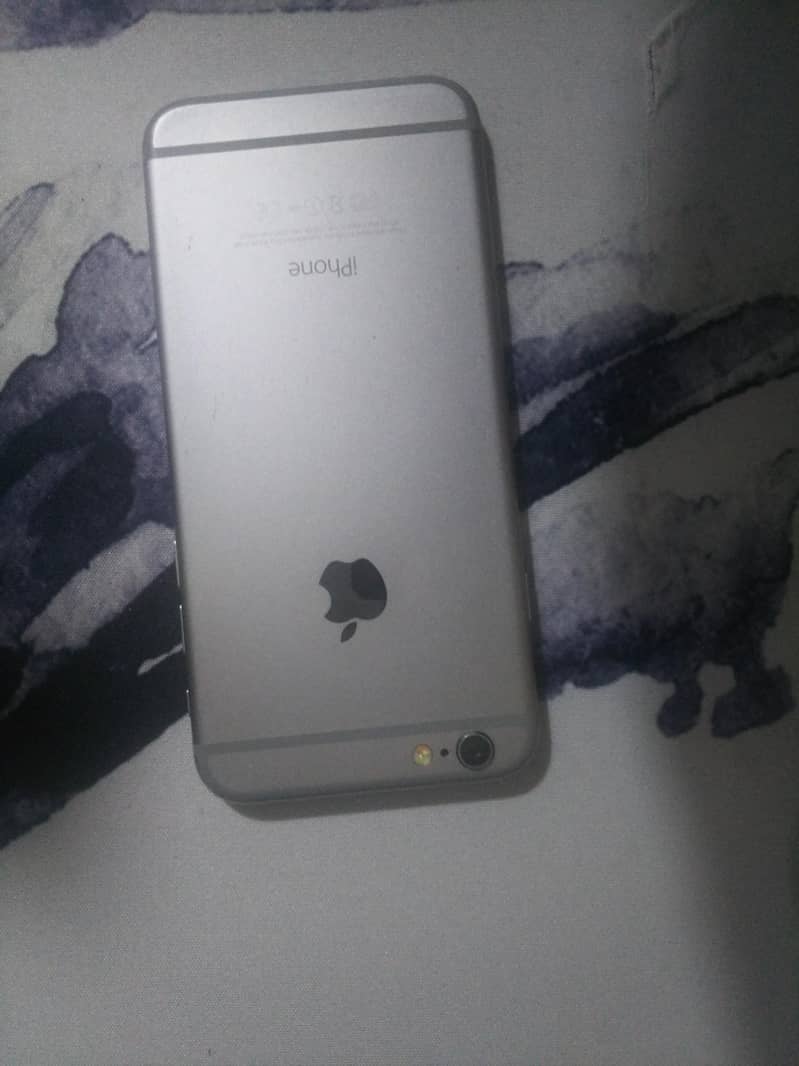 IPHONE 6 32GB NON PTA BATTERY DISPLAY ISSUE CAN BE USED FOR PARTS 7
