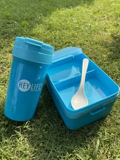 2 in 1 pack of lunch box and bottle