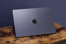MacBook Air 13" (2024) – M3 Chip, 8GB RAM, 512GB SSD