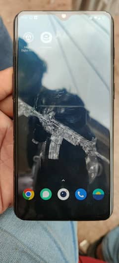 condition ok han koi falt nah han back ka glass crack hn