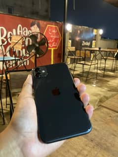IPHONE 11 jv