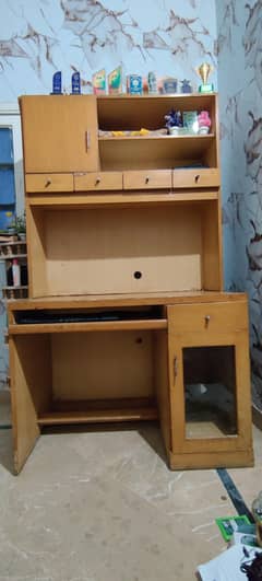 Computer Table, Study Table, Book Shelf, All in One  For Sale In Karac