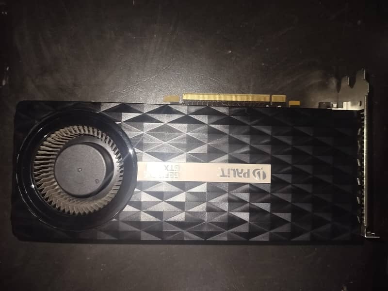 GTX 970 (Palit) / 4GB / DDR5/ 256Bit 0