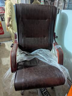 office chair neat and clean condition