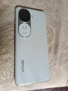 v40e new condition 2 day use